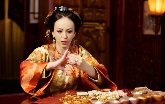 "雪姨"王琳演韦春花:土豪气十足